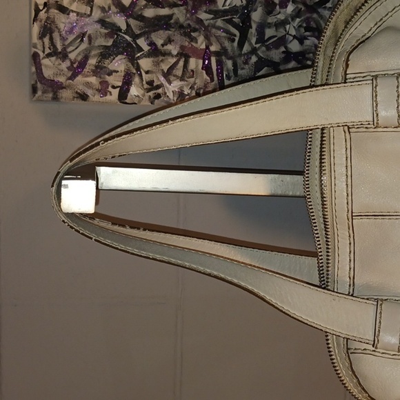 Michael Kors purse - Picture 3 of 8